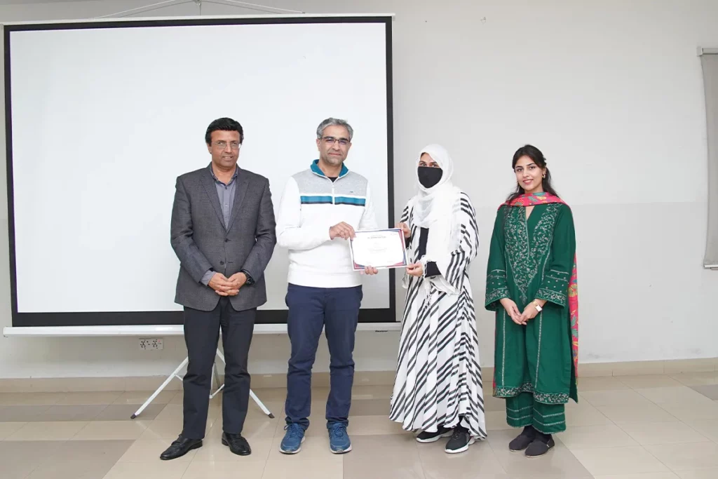 Closing and certificate distribution (14)