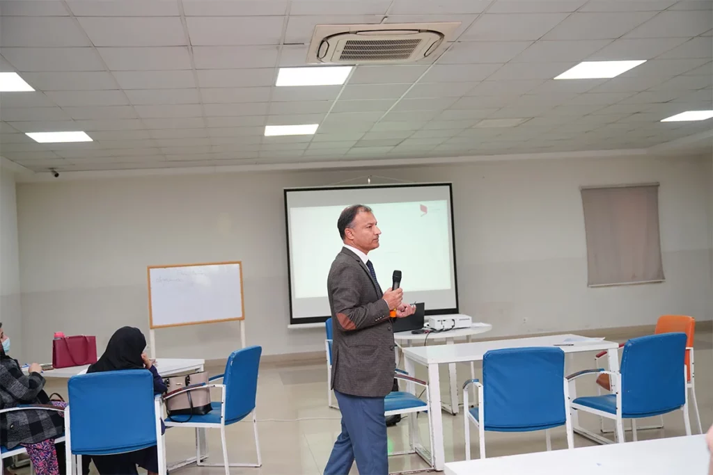 Facilitation Skills (4)