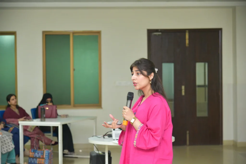 Teaching Bi-lingualTrilingual Students (6)