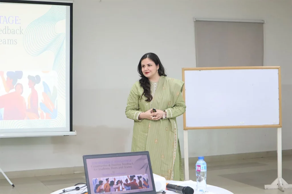 The Art of Giving and Taking Feedback (4)