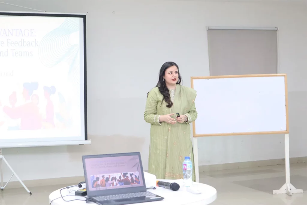 The Art of Giving and Taking Feedback (8)