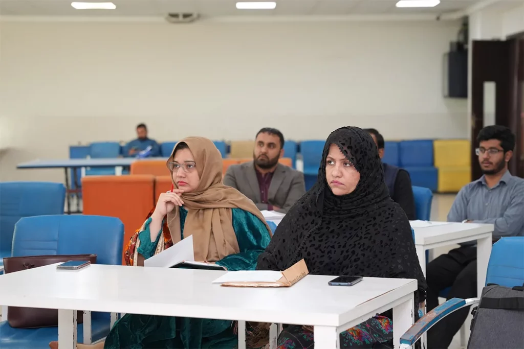 The Art of Giving and Taking Feedback (9)