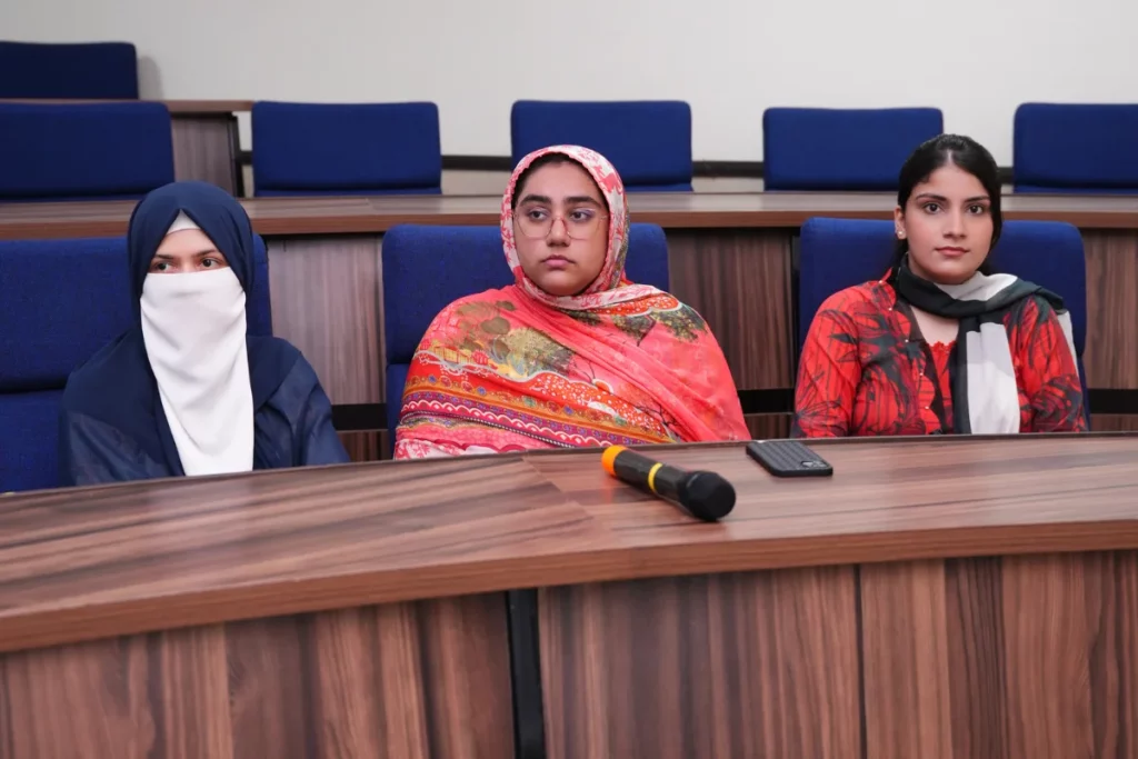 Developing Classroom Insights Through Experiential Role-Play (3)