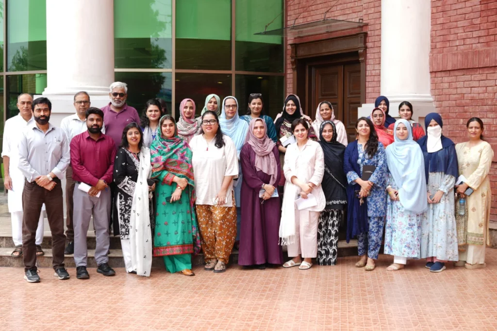 Developing Classroom Insights Through Experiential Role-Play (8)